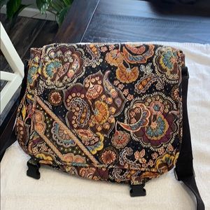 Vera Bradley Messenger bag
